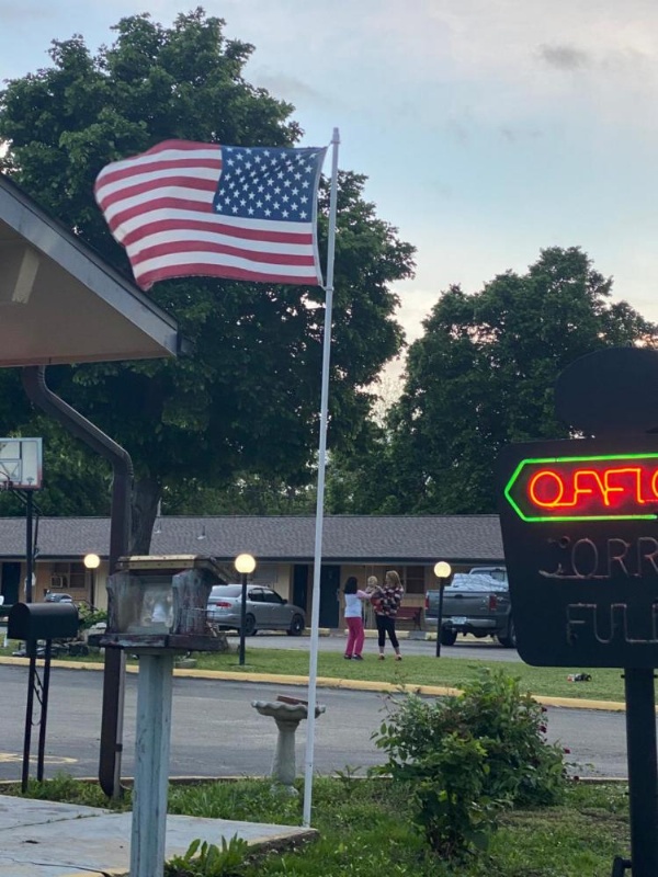 Diamond Motel - Abilene image 21