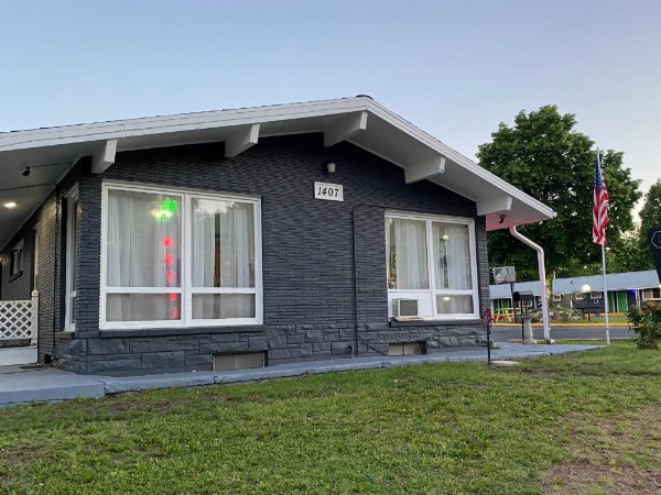 Diamond Motel - Abilene image 8